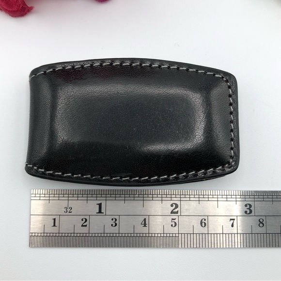 Sheridan Stitched Black Smooth Leather Magnetic Money Clip Holder Wallet - Picture 12 of 16